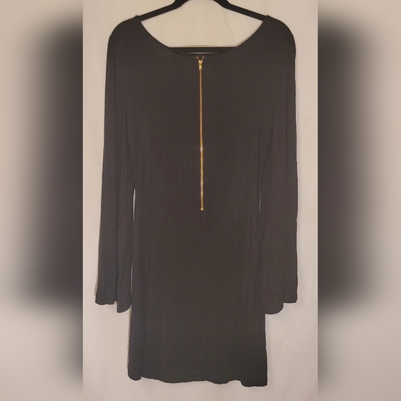 Formal Dress - Picture 2 of 3